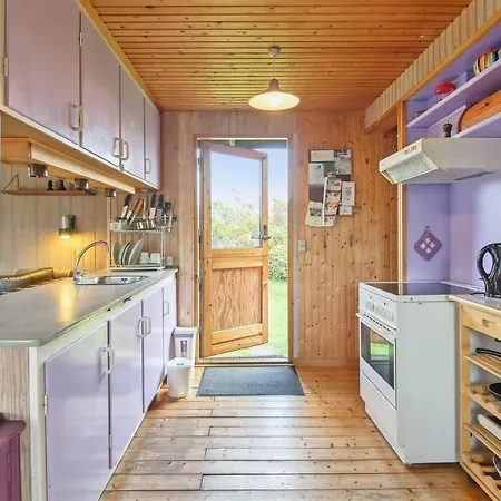 Jule - 600m From The Sea By Interhome *